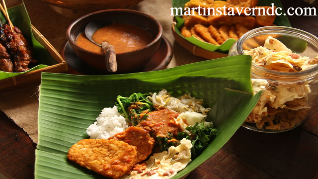 Menjelajahi Wisata Kuliner Khas Madiun yang Menggugah Selera